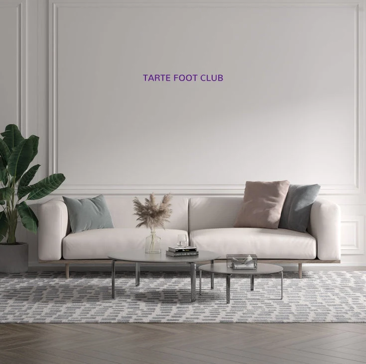 Custom text: TARTE FOOT CLUB