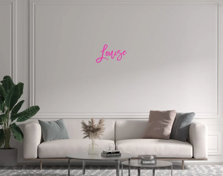 Custom text: Louise