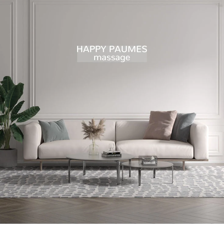 Custom text: HAPPY PAUMES massage