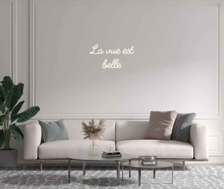 Custom text: La vue est belle