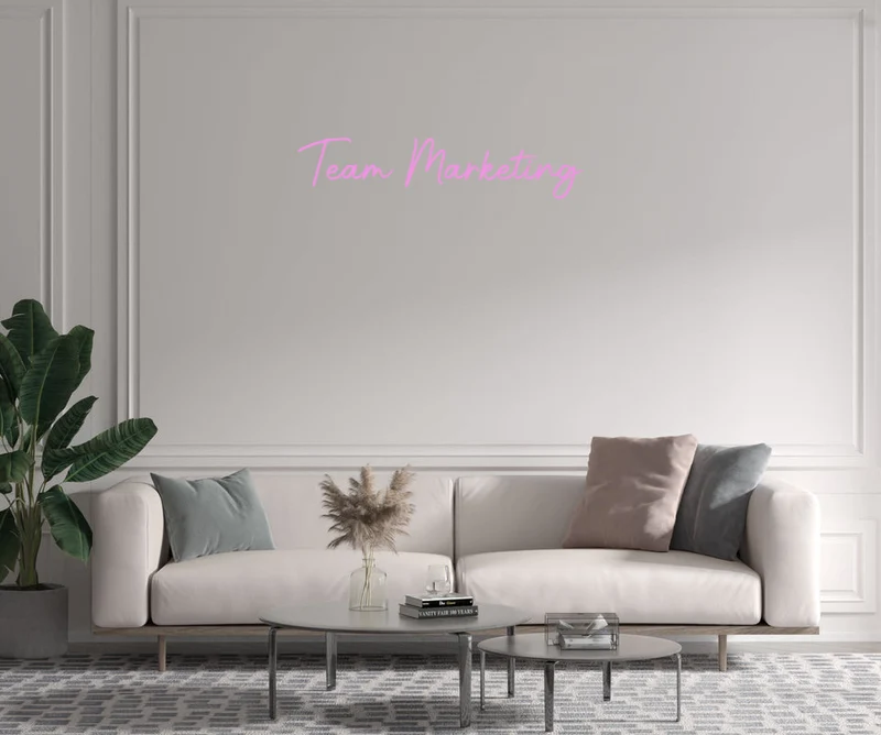 Custom text: Team Marketing