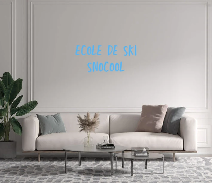 Custom text: ECOLE DE SKI SNOCOOL