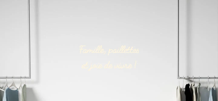 Custom text: Famille, paillettes et joie de vivre !