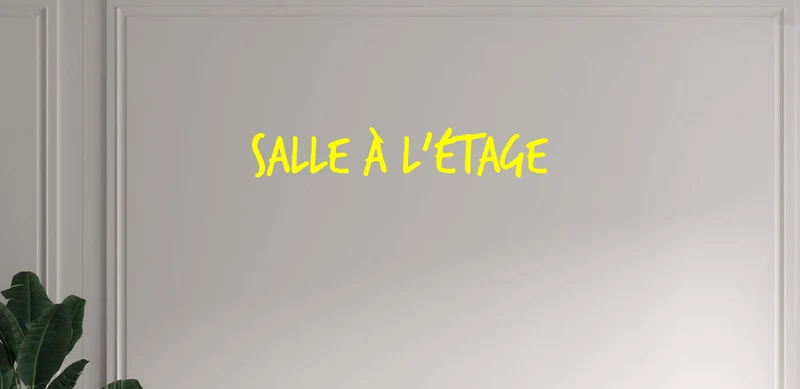Custom text: Salle à l'étage