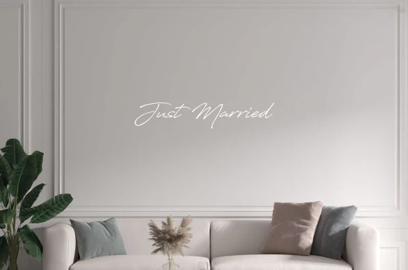 Custom text: Just Married