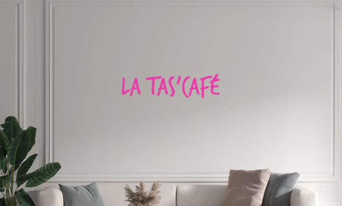 Custom text: La Tas'Café