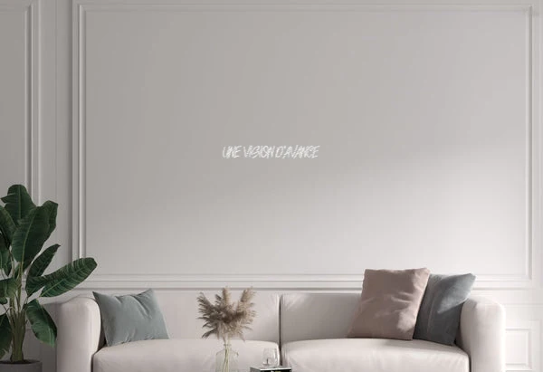 Custom text: UNE VISION D'AVANCE
