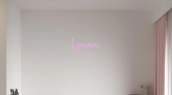 Custom text: Lyana