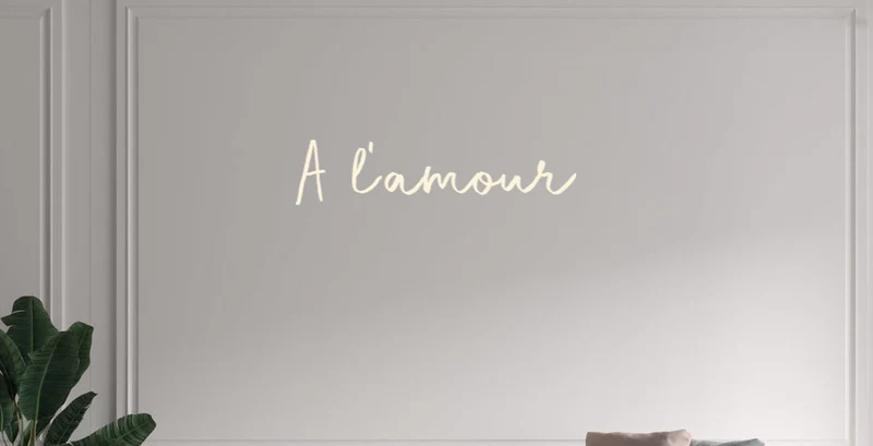 Custom text: A l'amour