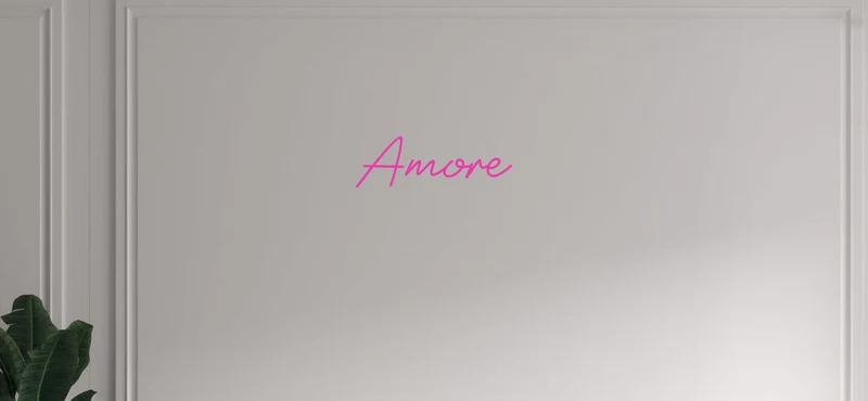 Custom text: Amore