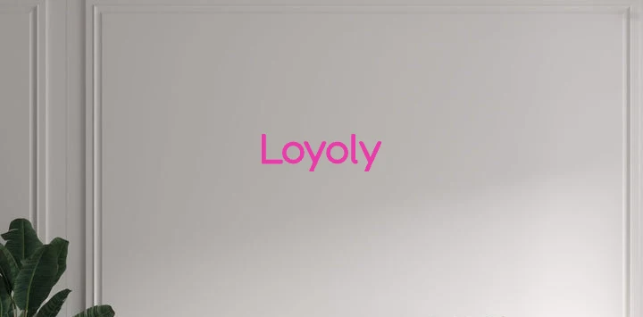 Custom text: Loyoly