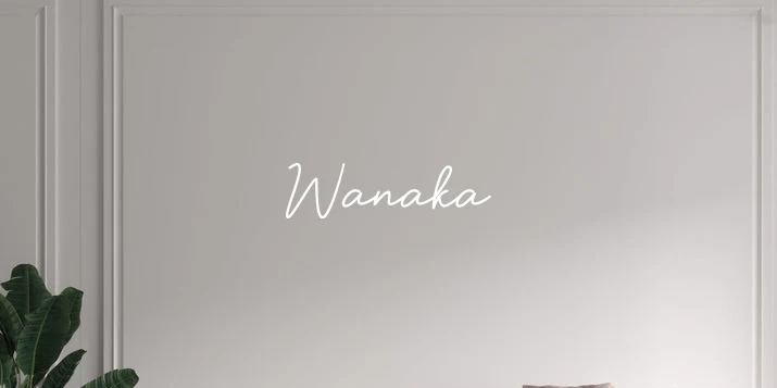 Custom text: Wanaka