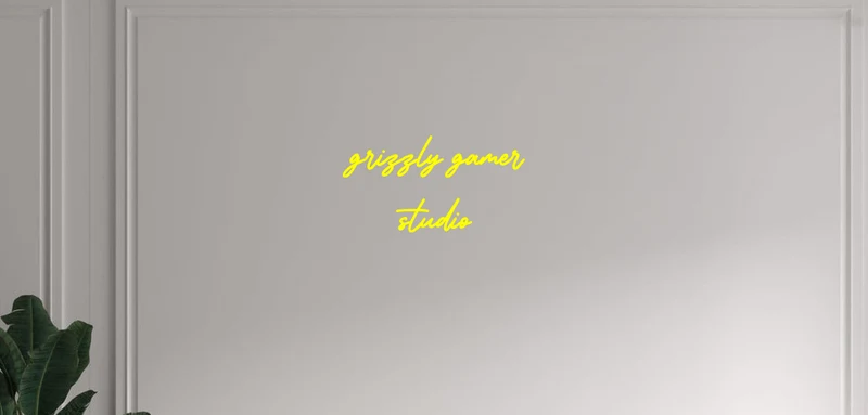 Custom text: grizzly gamer studio