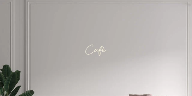 Custom text: Café
