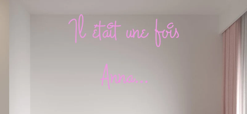 Custom text: Il était une fois Anna...