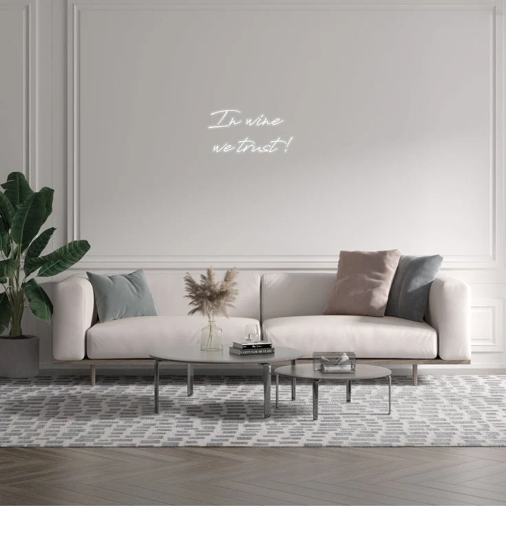 Custom text: In wine we trust!