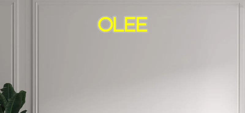Custom text: OLEE