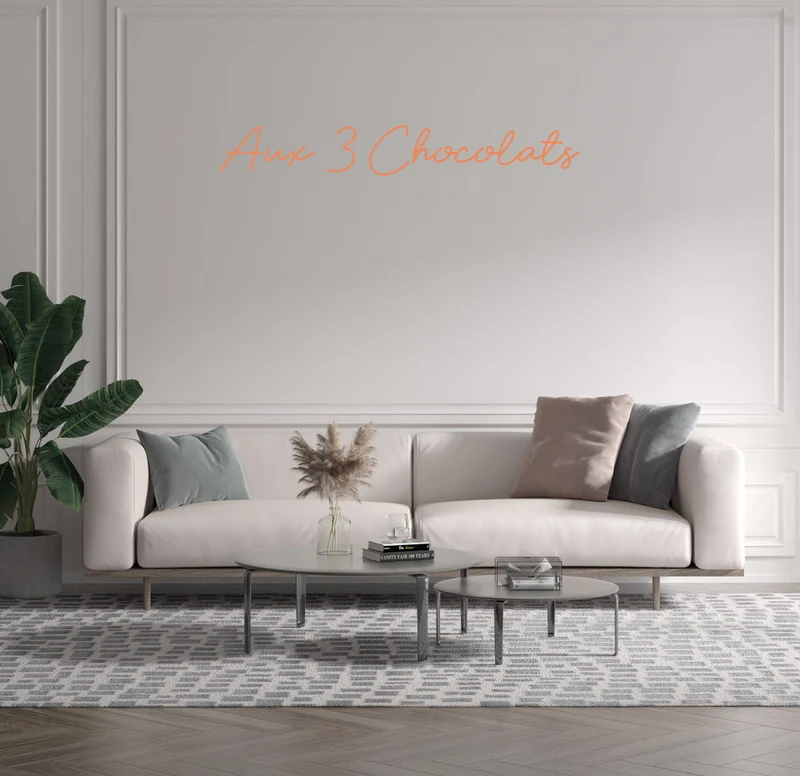 Custom text: Aux 3 Chocolats