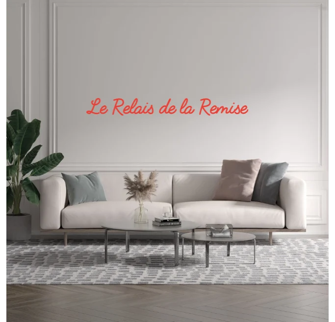 Custom text: Le Relais de la Remise
