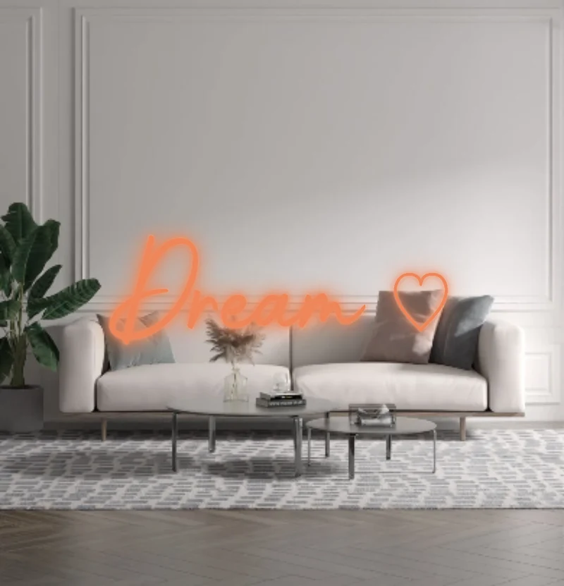 Custom text: Dream ♡