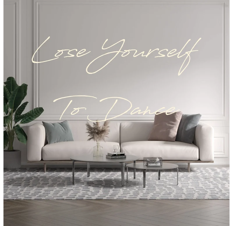 Custom text: Lose Yourself To Dance