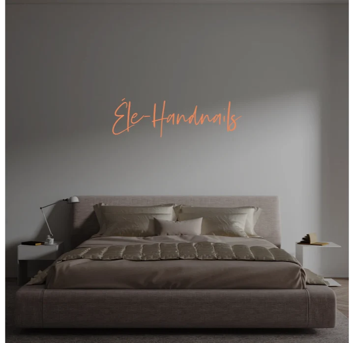 Custom text: Éle-Handnails