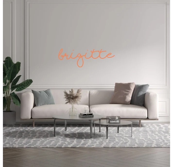 Custom text: BRIGITTE