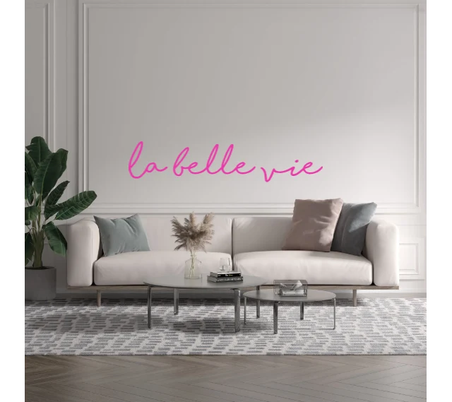 Custom text: La belle vie
