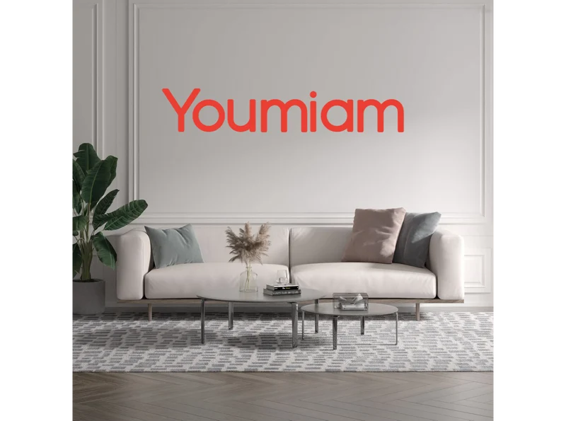 Custom text: Youmiam