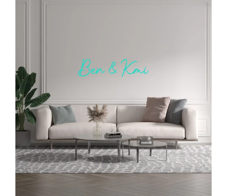 Custom text: Ben & Kmi
