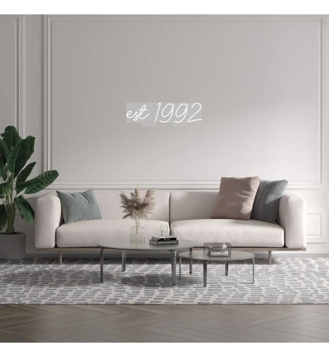 Custom text: est 1992