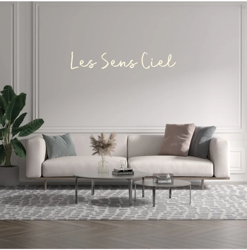 Custom text: Les Sens Ciel