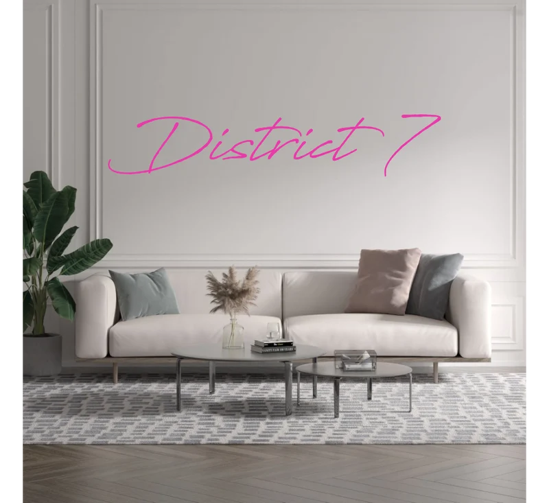 Custom text: District 7