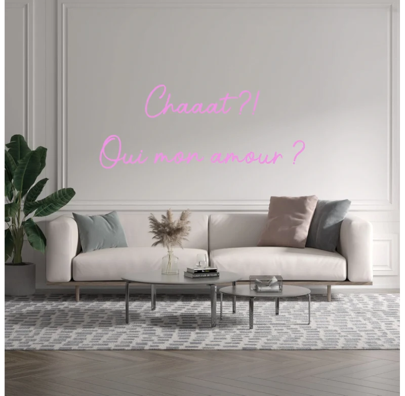 Custom text: Chaaat ?! Oui mon amour ?