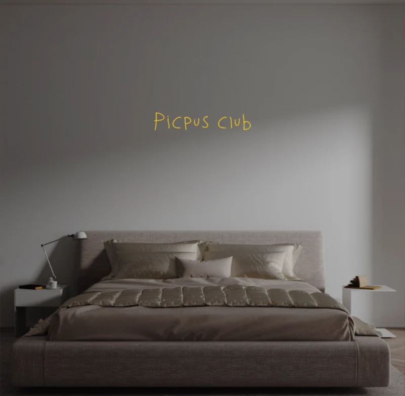 Custom text: Picpus club
