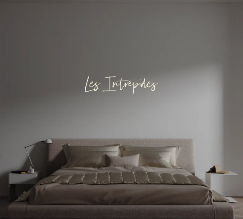 Custom text: Les Intrépides
