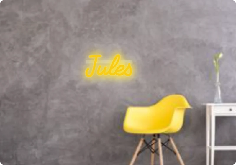 Custom text: Jules