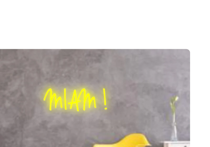 Custom text: MIAM !