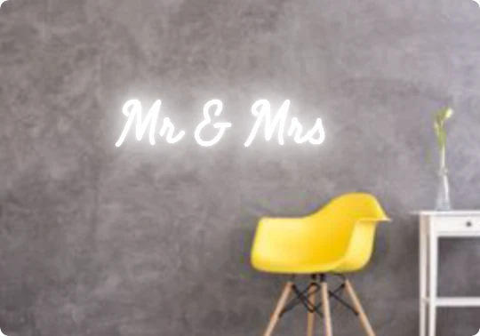 Custom text: Mr & Mrs