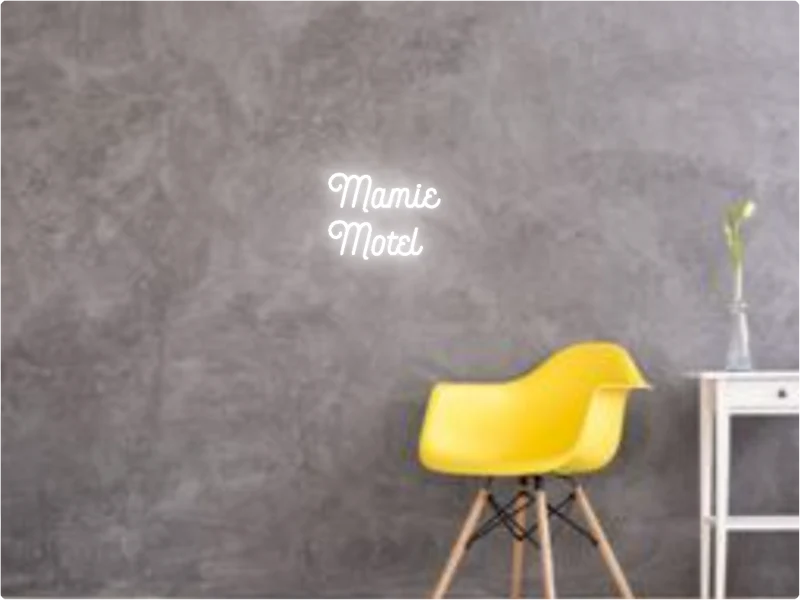 Custom text: Mamie Motel