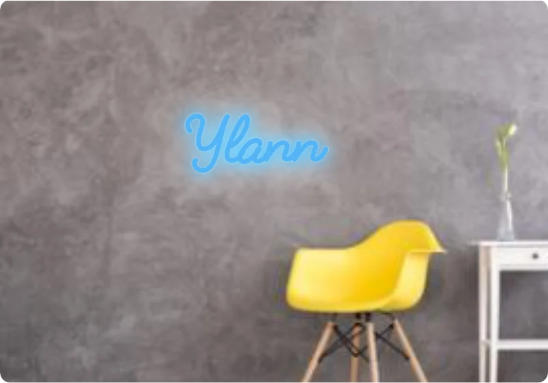 Custom text: Ylann