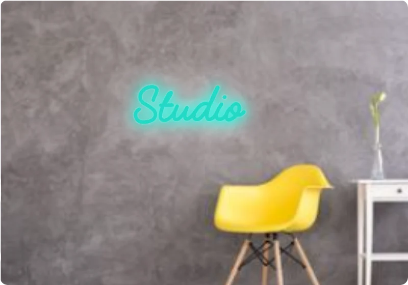 Custom text: Studio