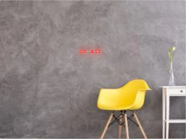 Custom text: on air
