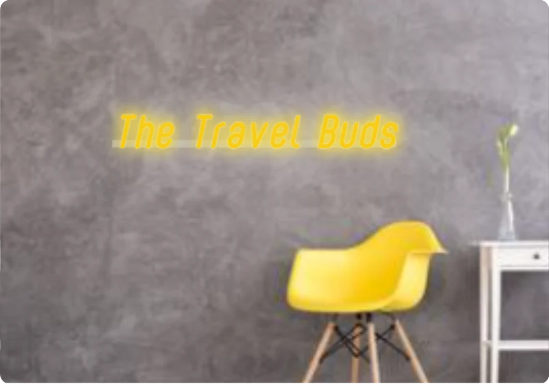 Custom text: The Travel Buds