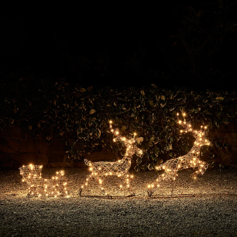 Rennes et Traîneau de Noël LED Solaires Studley