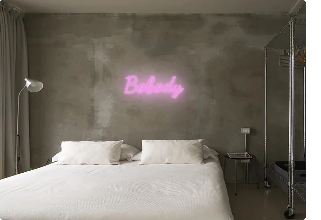Custom text: Bobody