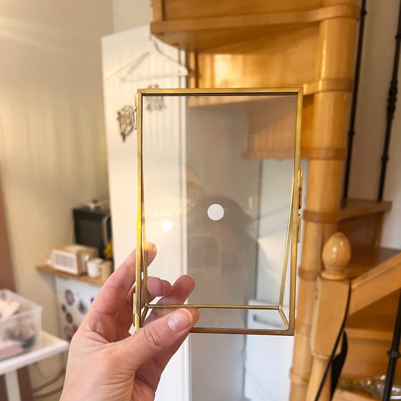 Cadre verre et laiton