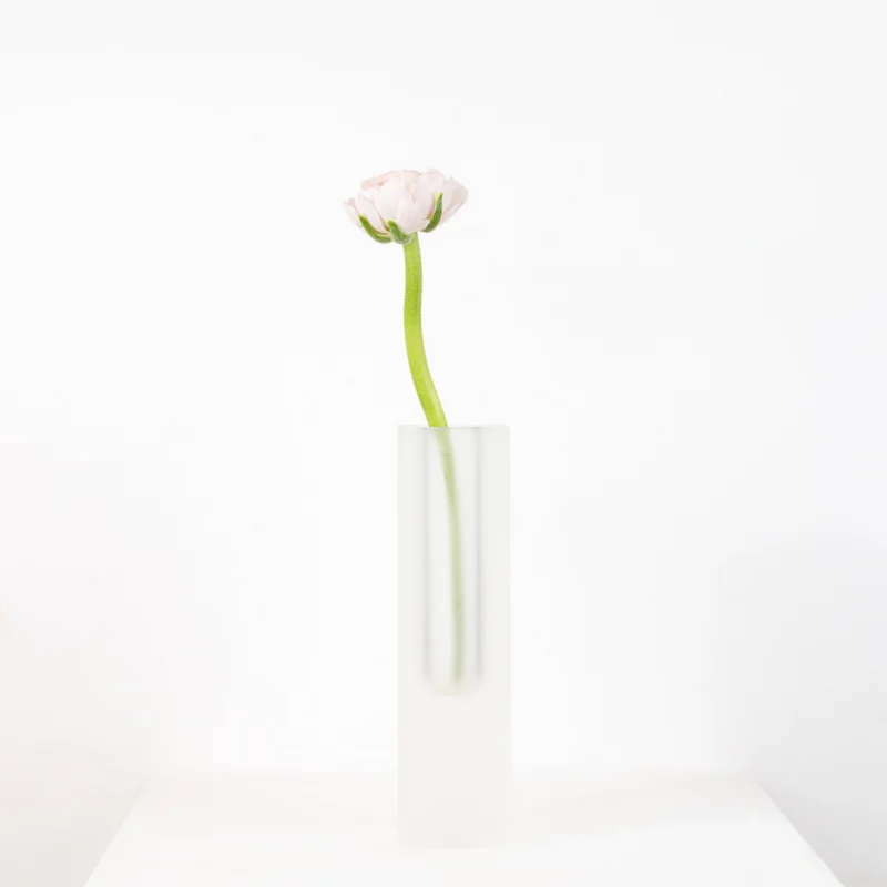 Vase monobloc en verre fumé