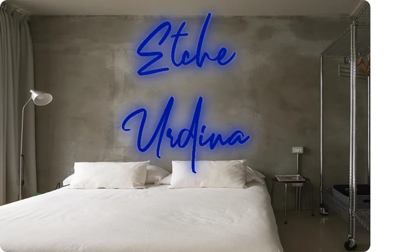 Custom text: Etche Urdina