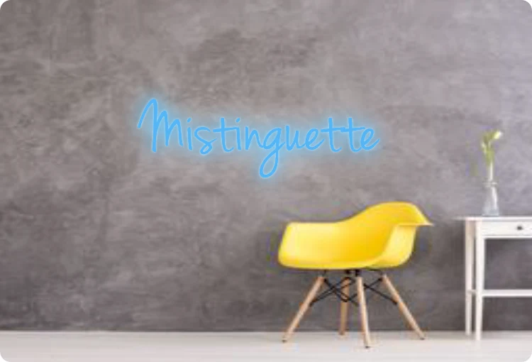Custom text: Mistinguette